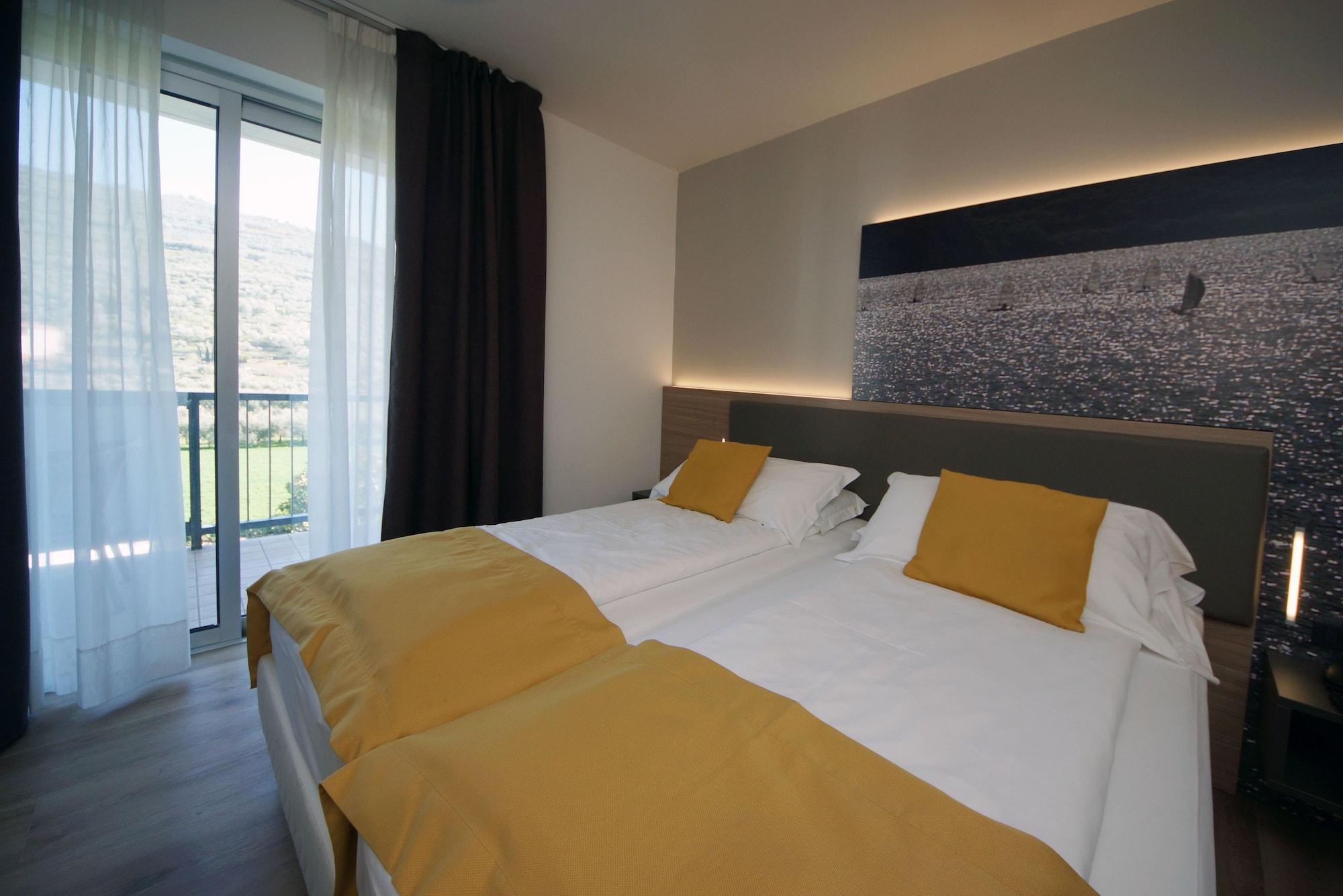 Hotel Ambassador