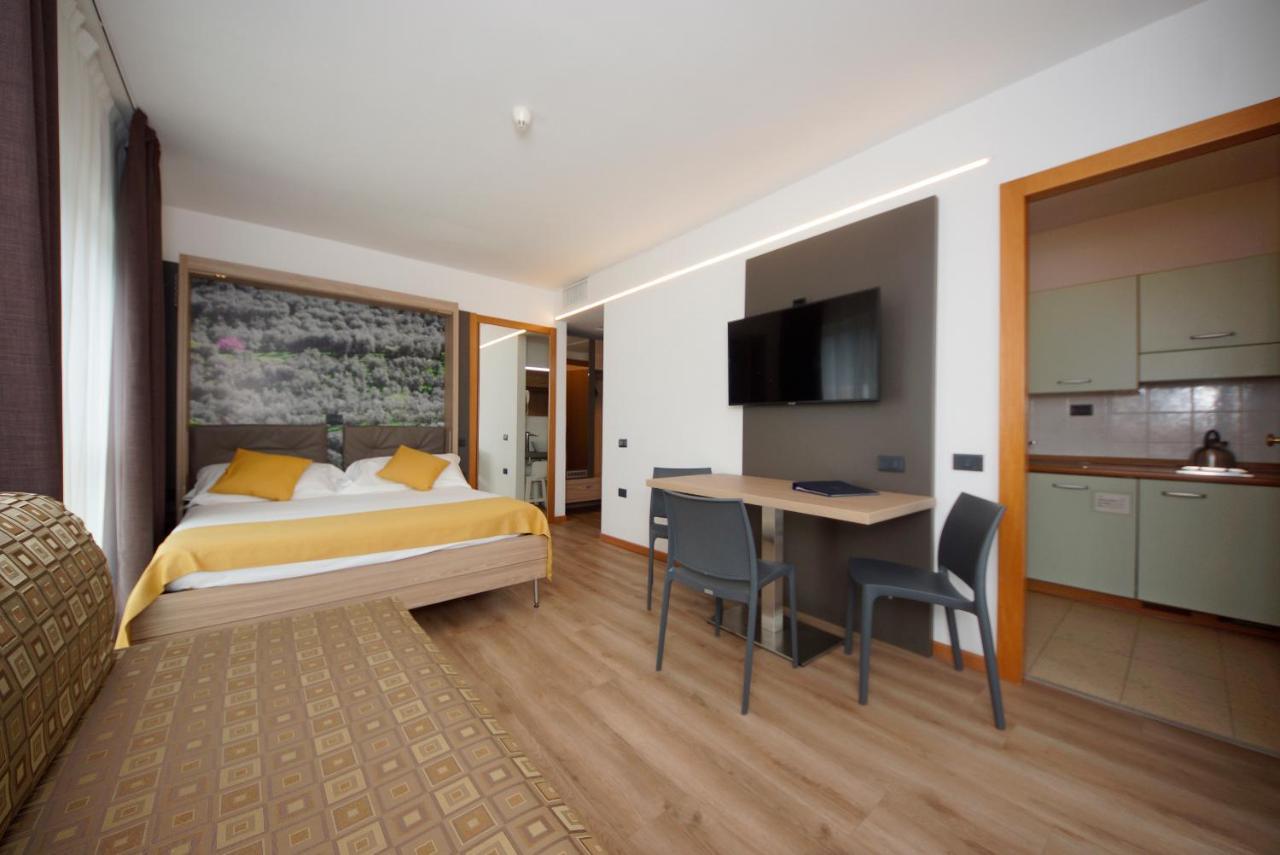 Ambassador Hotel Riva del Garda